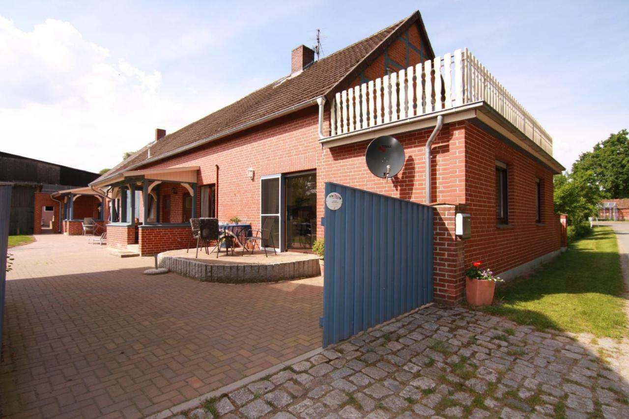 Ferienwohnung Am Storchennest Schnackenburg Extérieur photo